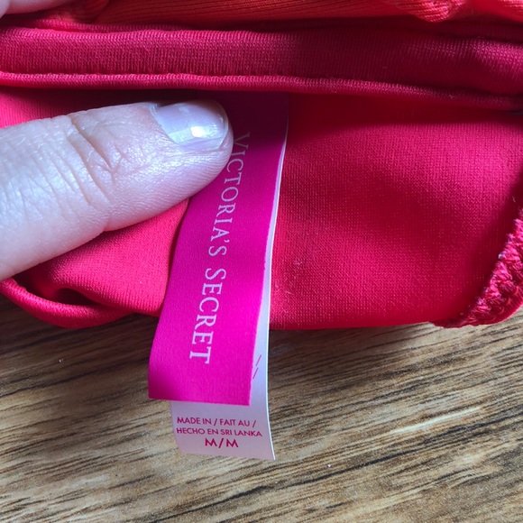 Victoria’s Secret bathing suit set - Picture 7 of 7